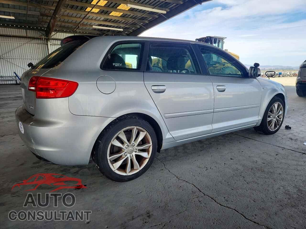 AUDI A3 2012 - WAUBEAFM7CA110176