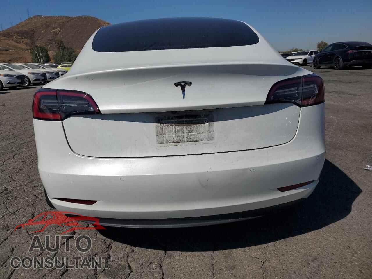TESLA MODEL 3 2021 - 5YJ3E1EA9MF873405