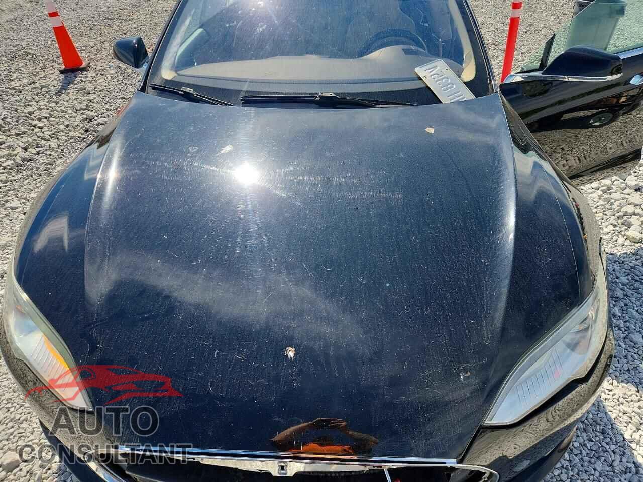 TESLA MODEL S 2013 - 5YJSA1CN2DFP14741