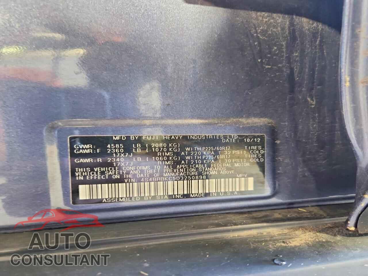 SUBARU OUTBACK 2013 - 4S4BRBKC5D3250898