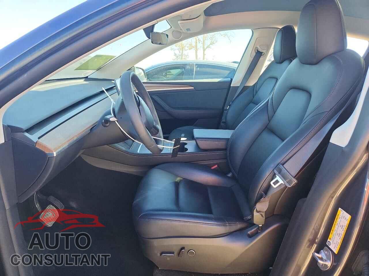 TESLA MODEL Y 2023 - 7SAYGAEE0PF827889