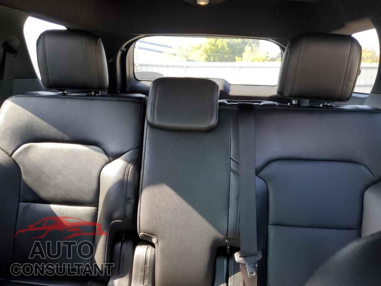 FORD EXPLORER 2017 - 1FM5K8D88HGD94828