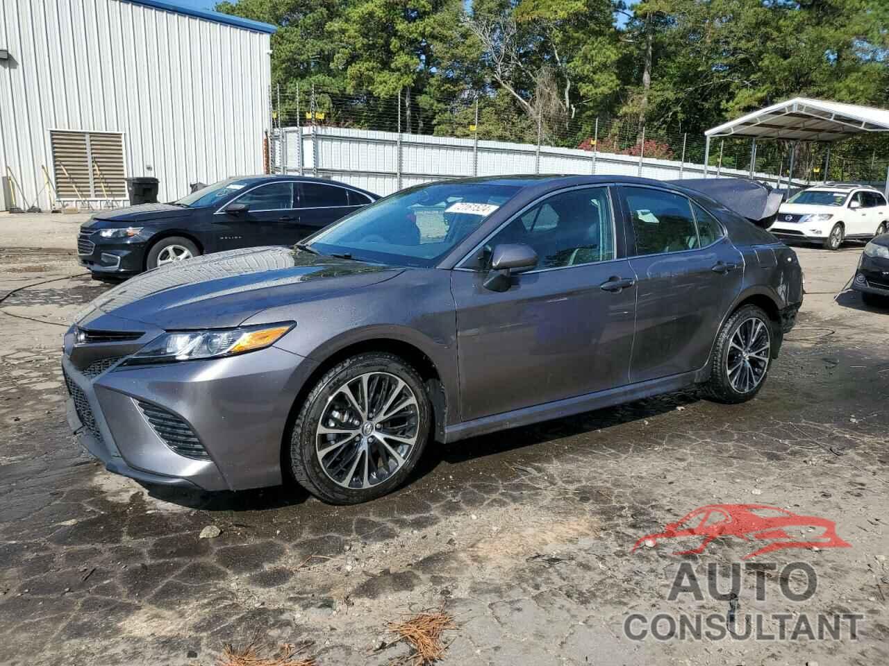 TOYOTA CAMRY 2018 - 4T1B11HK9JU103473