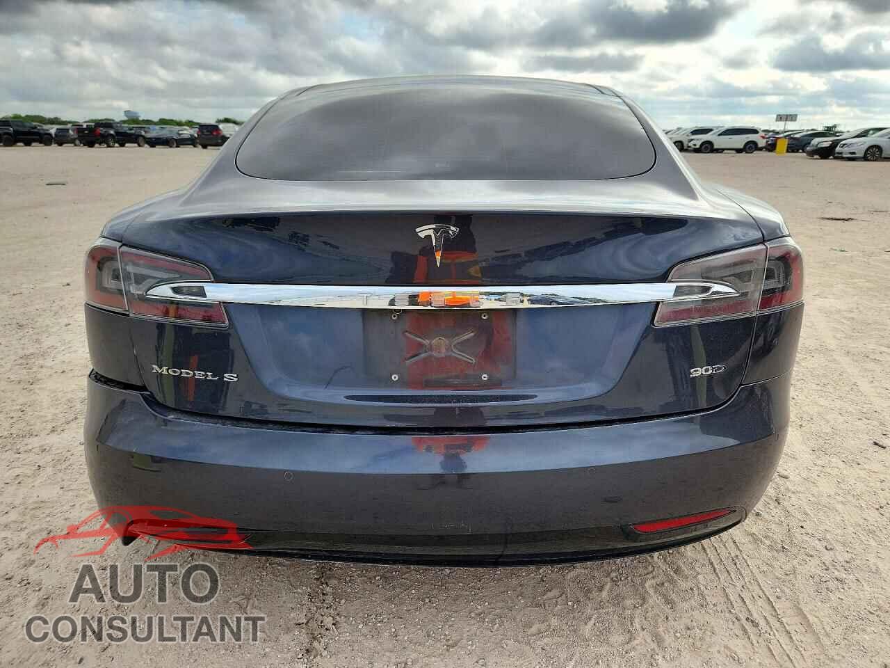 TESLA MODEL S 2016 - 5YJSA1E27GF153511
