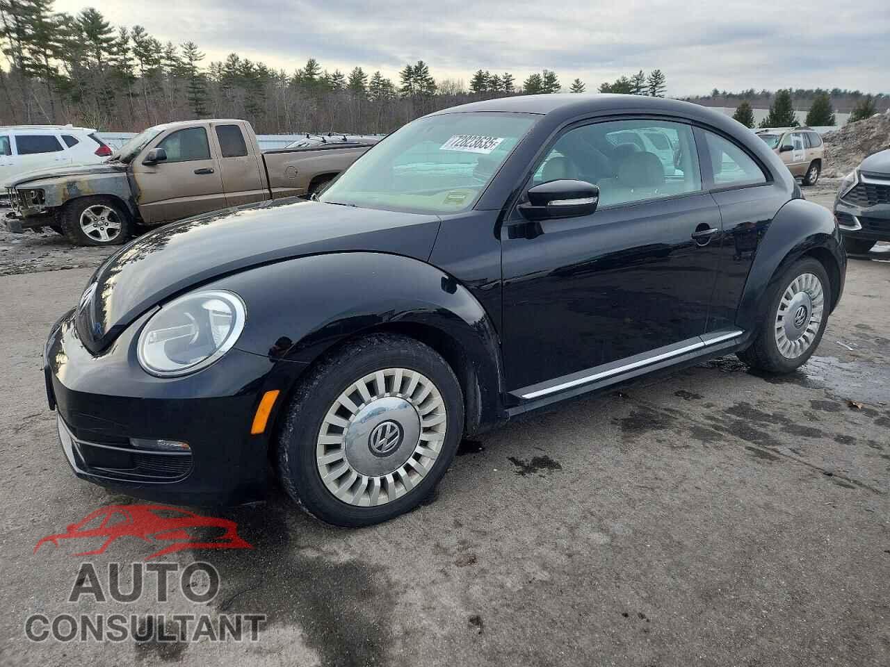 VOLKSWAGEN BEETLE 2013 - 3VWJP7AT9DM670714