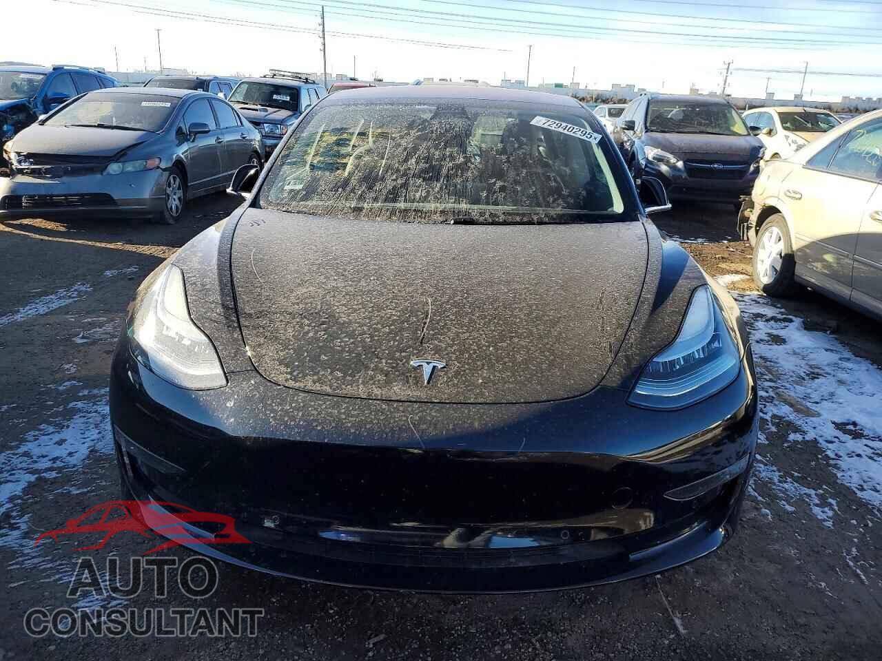 TESLA MODEL 3 2019 - 5YJ3E1EB5KF197119