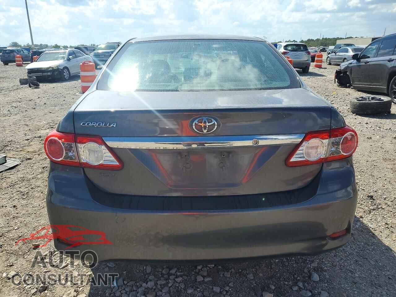 TOYOTA COROLLA 2013 - 5YFBU4EEXDP150086