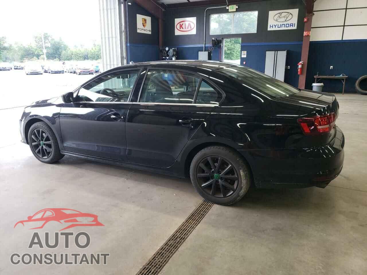 VOLKSWAGEN JETTA 2017 - 3VW2B7AJ9HM328641
