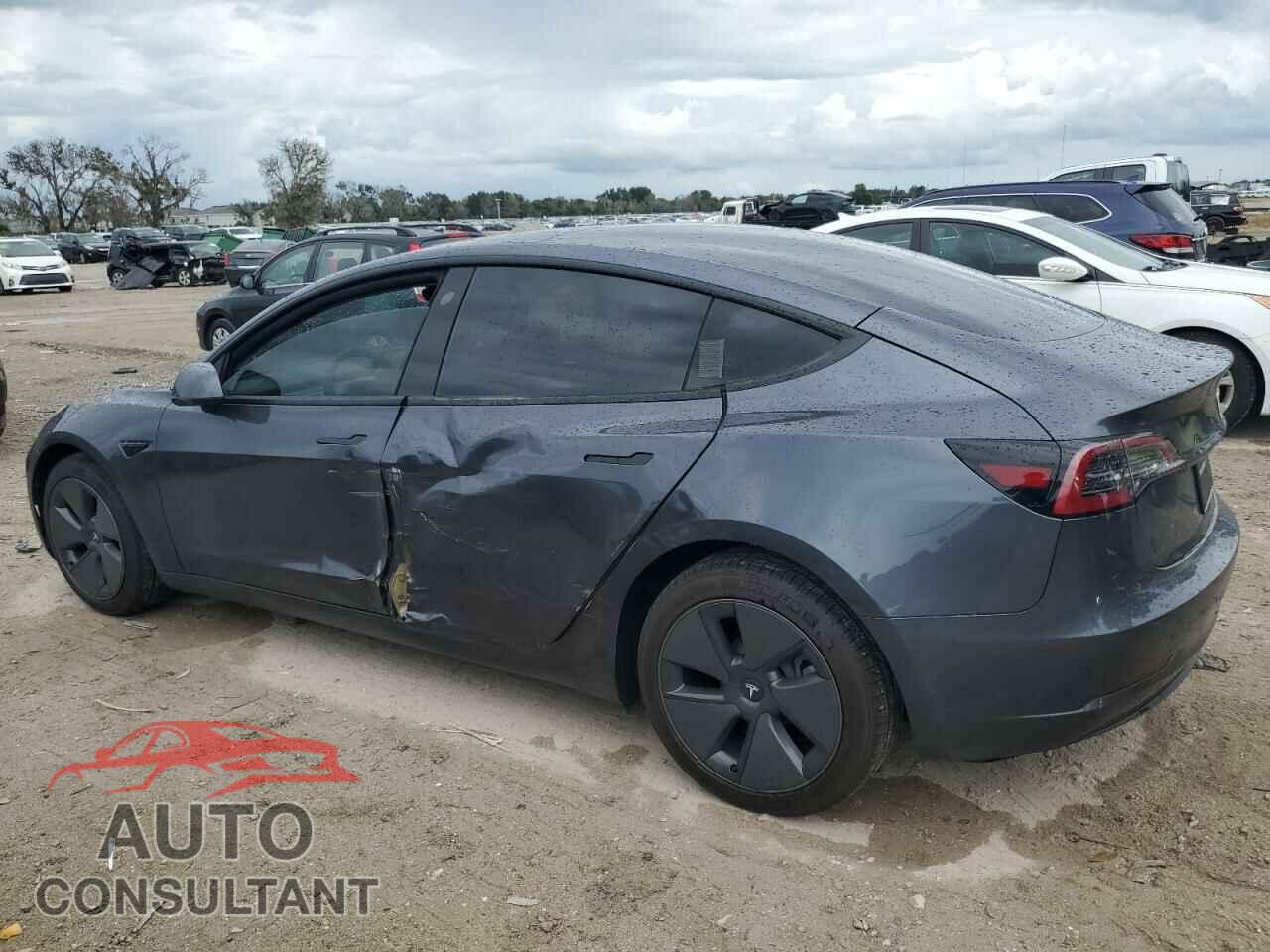 TESLA MODEL 3 2023 - 5YJ3E1EA5PF674730