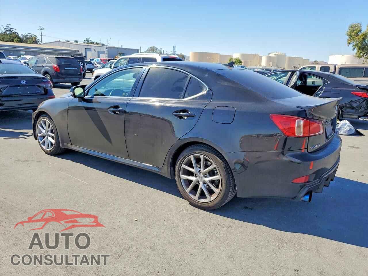 LEXUS IS 2011 - JTHBF5C26B5148739