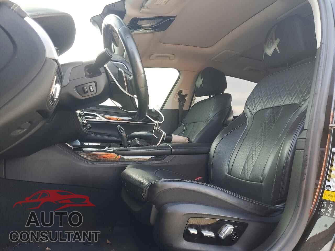 BMW 7 SERIES 2018 - WBA7F2C52JG423541