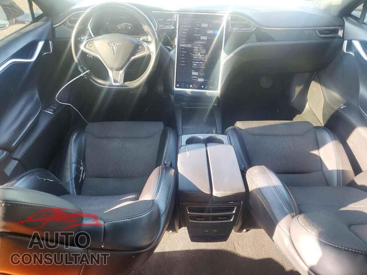 TESLA MODEL S 2017 - 5YJSA1E11HF231127