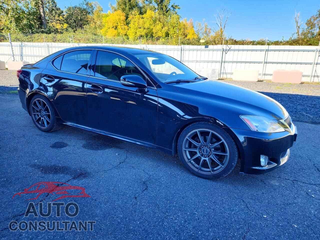 LEXUS IS 2010 - JTHCF5C28A5039735