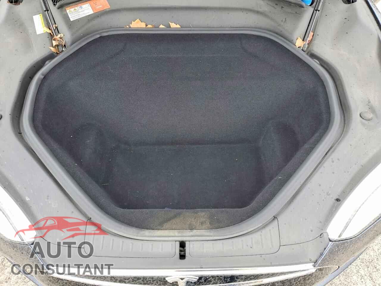 TESLA MODEL S 2016 - 5YJSA1E25GF123844