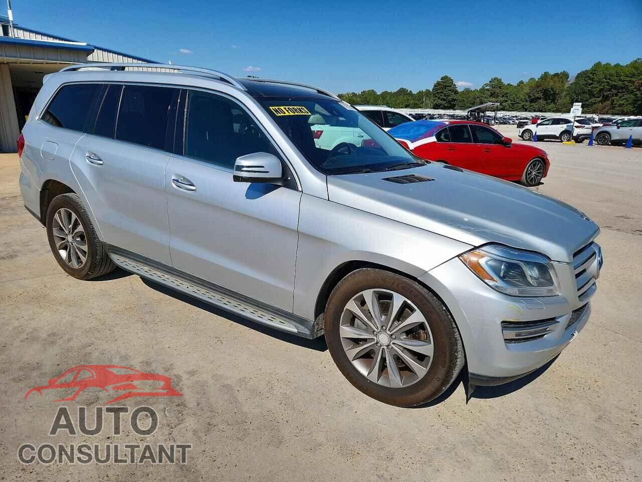 MERCEDES-BENZ GL-CLASS 2013 - 4JGDF7CE7DA137738