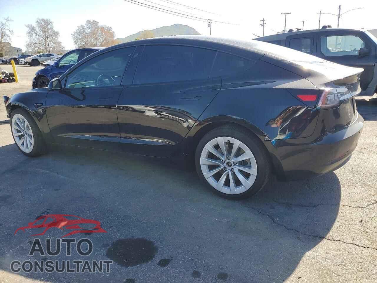 TESLA MODEL 3 2021 - 5YJ3E1EB0MF072404
