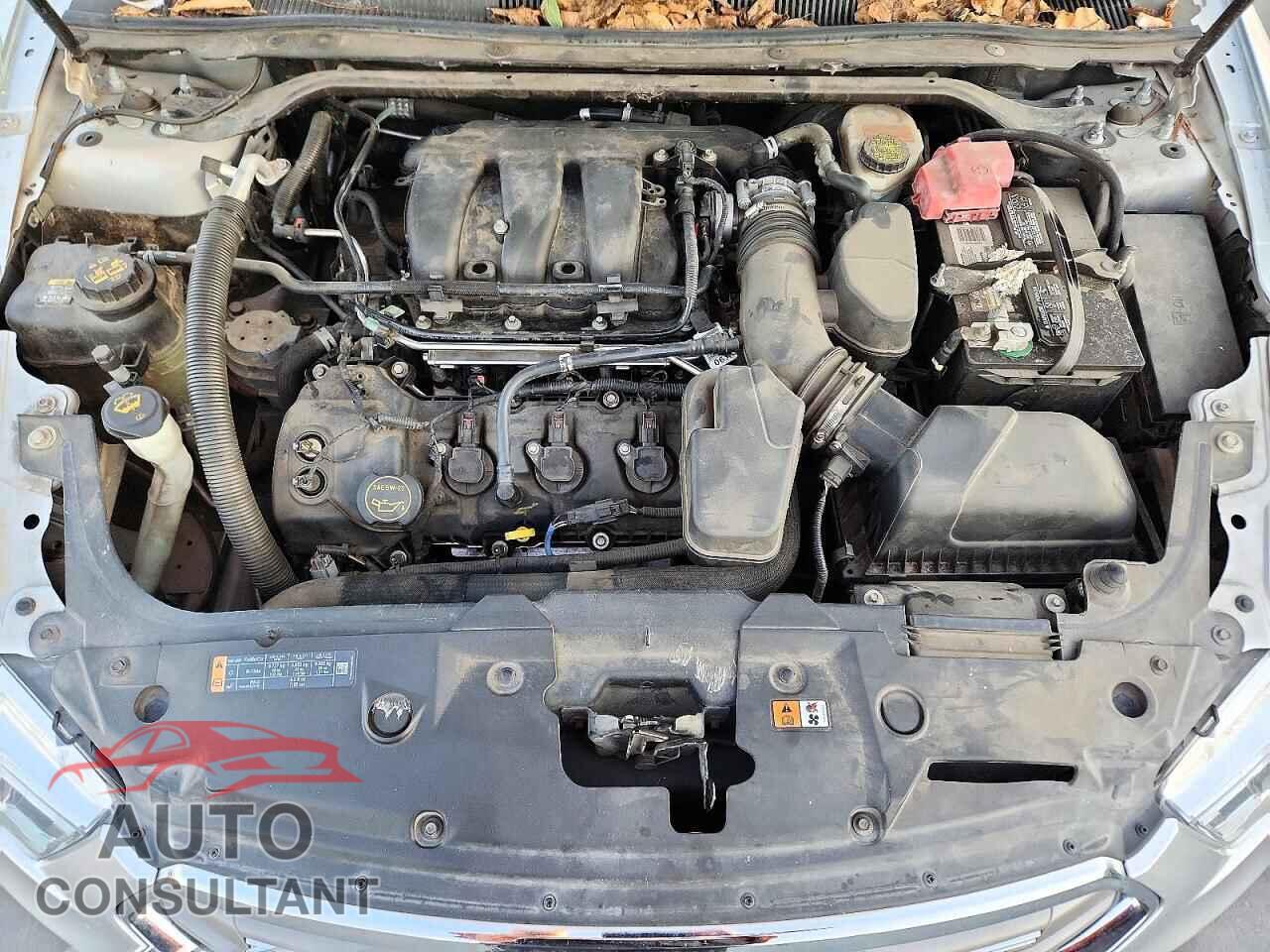 FORD TAURUS 2015 - 1FAHP2E81FG207429