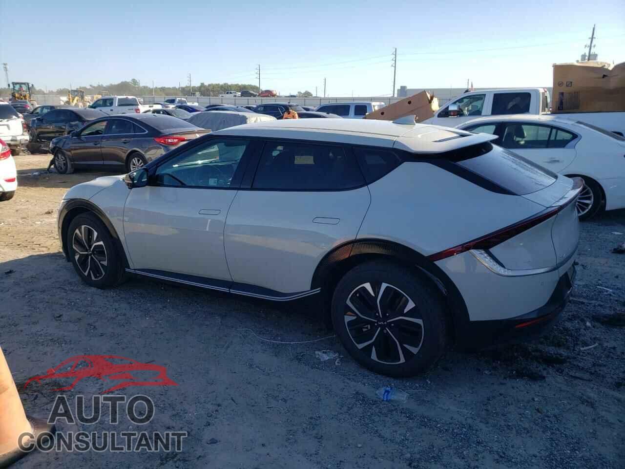 KIA EV6 LIGHT 2022 - KNDC3DLC8N5062421