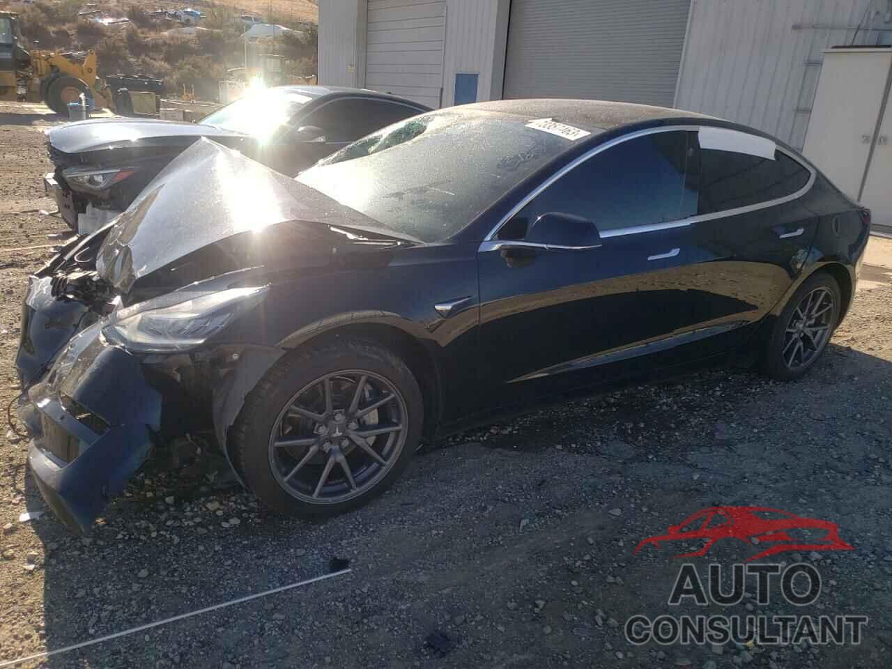 TESLA MODEL 3 2019 - 5YJ3E1EB5KF385302
