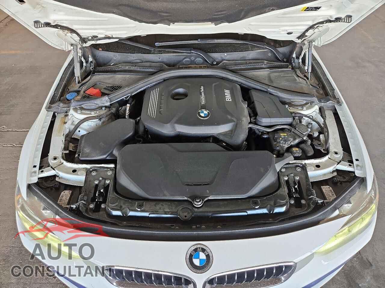 BMW 3 SERIES 2018 - WBA8B9C52JEE80880