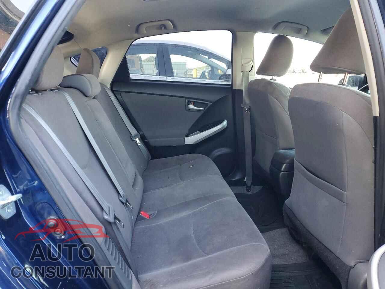 TOYOTA PRIUS 2015 - JTDKN3DU7F1982900