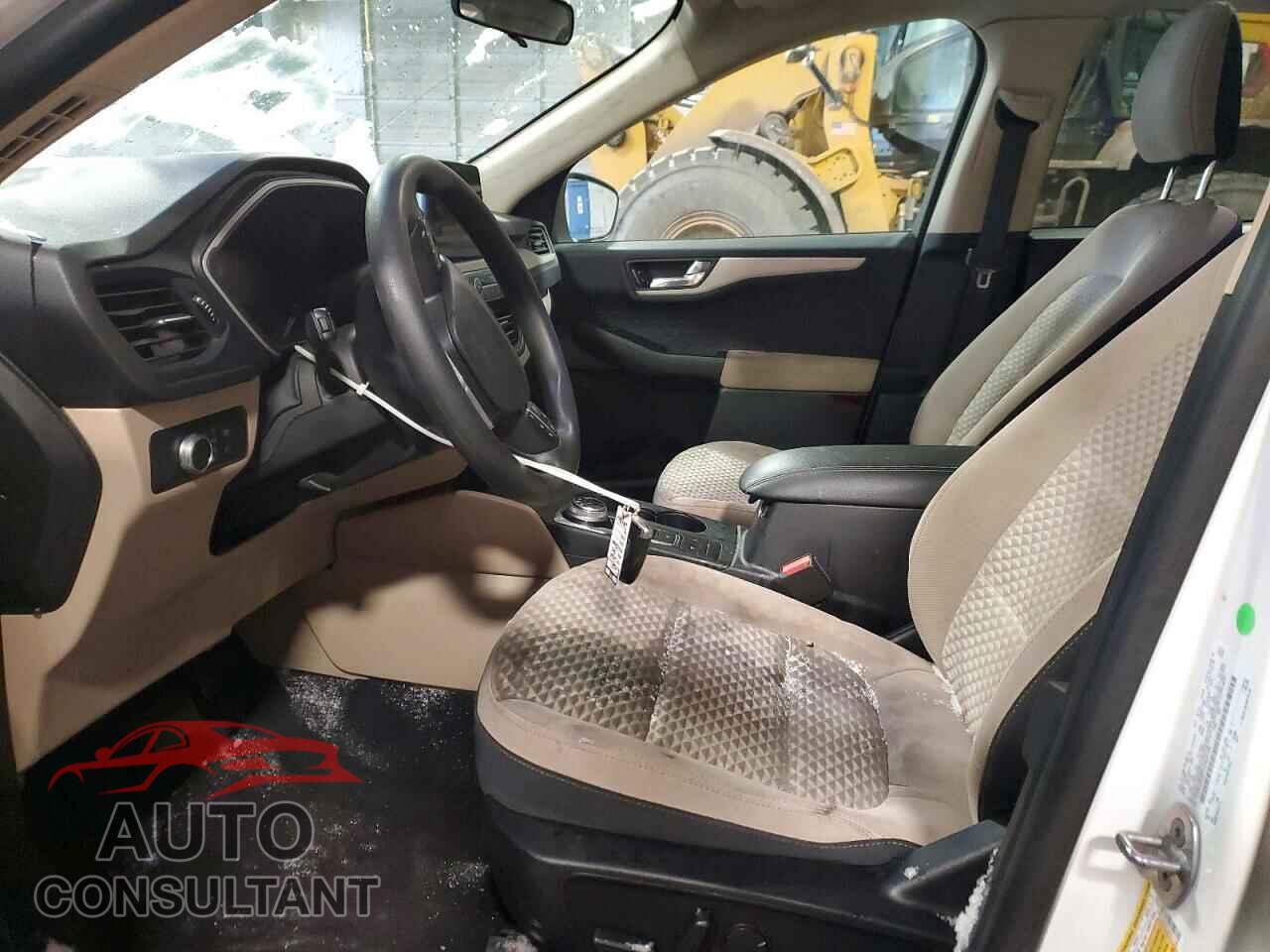 FORD ESCAPE 2020 - 1FMCU0G61LUA22139