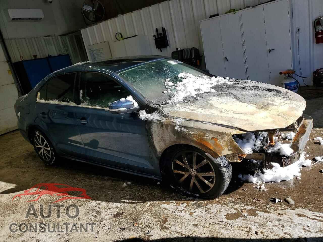VOLKSWAGEN JETTA 2017 - 3VWDB7AJ2HM235324