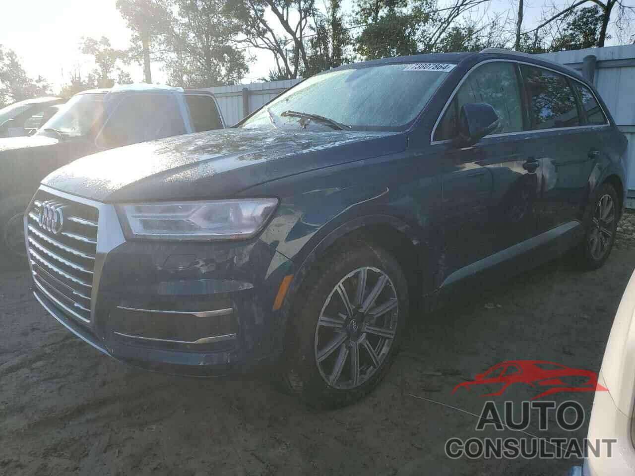 AUDI Q7 2018 - WA1LHAF70JD035271