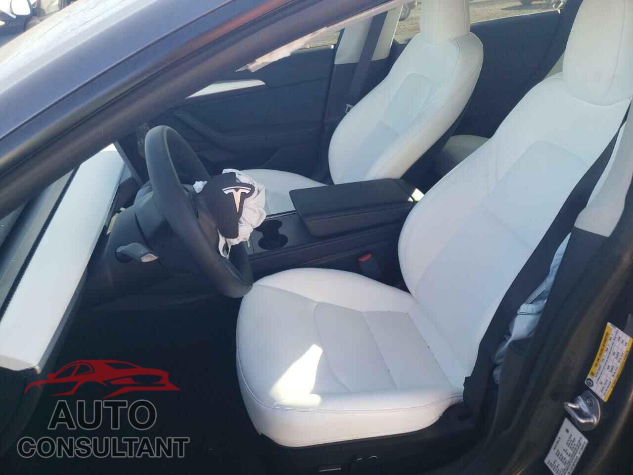 TESLA MODEL 3 2023 - 5YJ3E1EBXPF631879