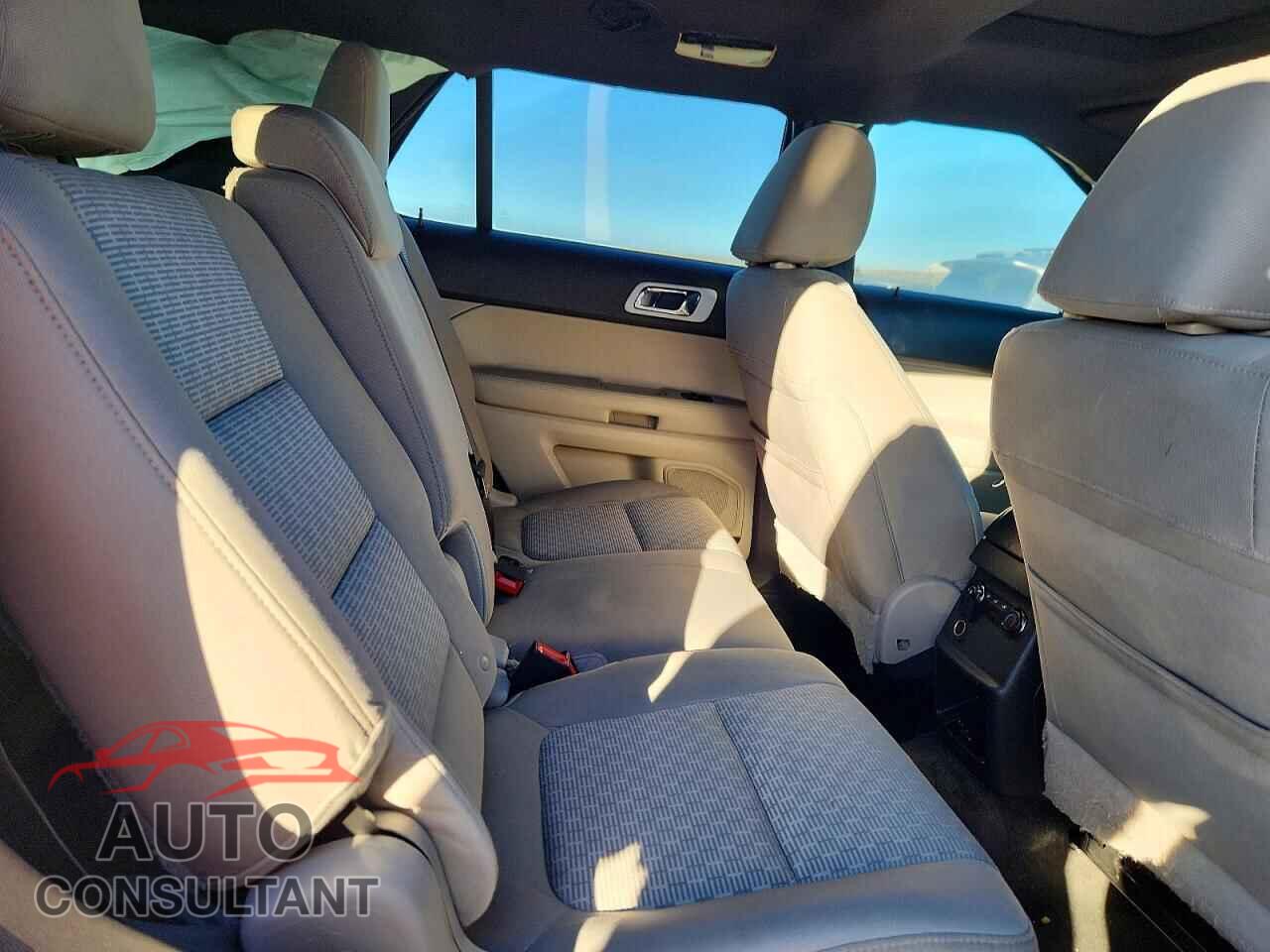 FORD EXPLORER 2011 - 1FMHK8D83BGA15643