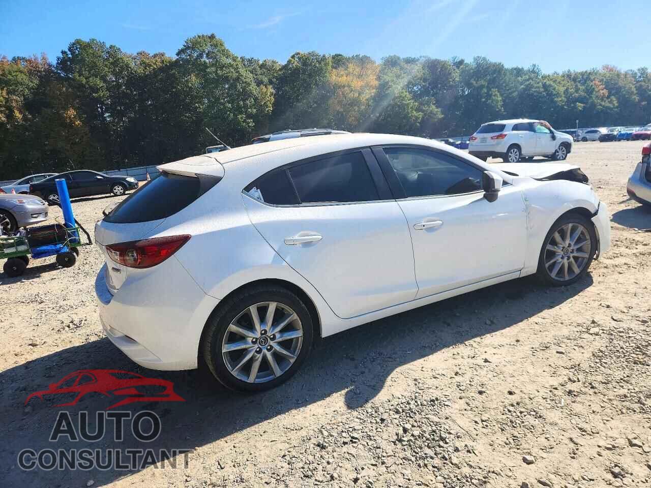 MAZDA 3 2017 - JM1BN1L79H1129546