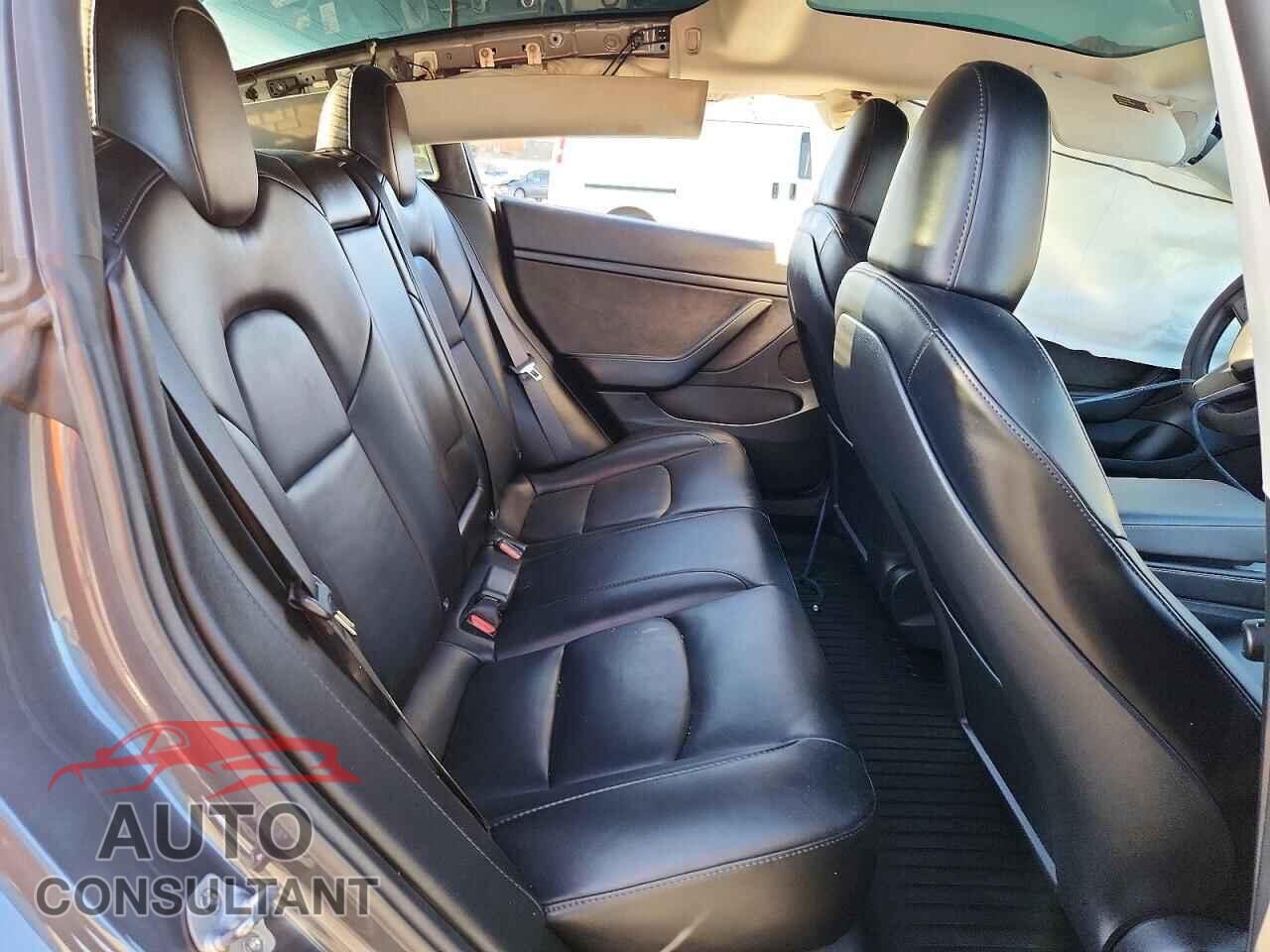 TESLA MODEL 3 2023 - 5YJ3E1EA6PF664465