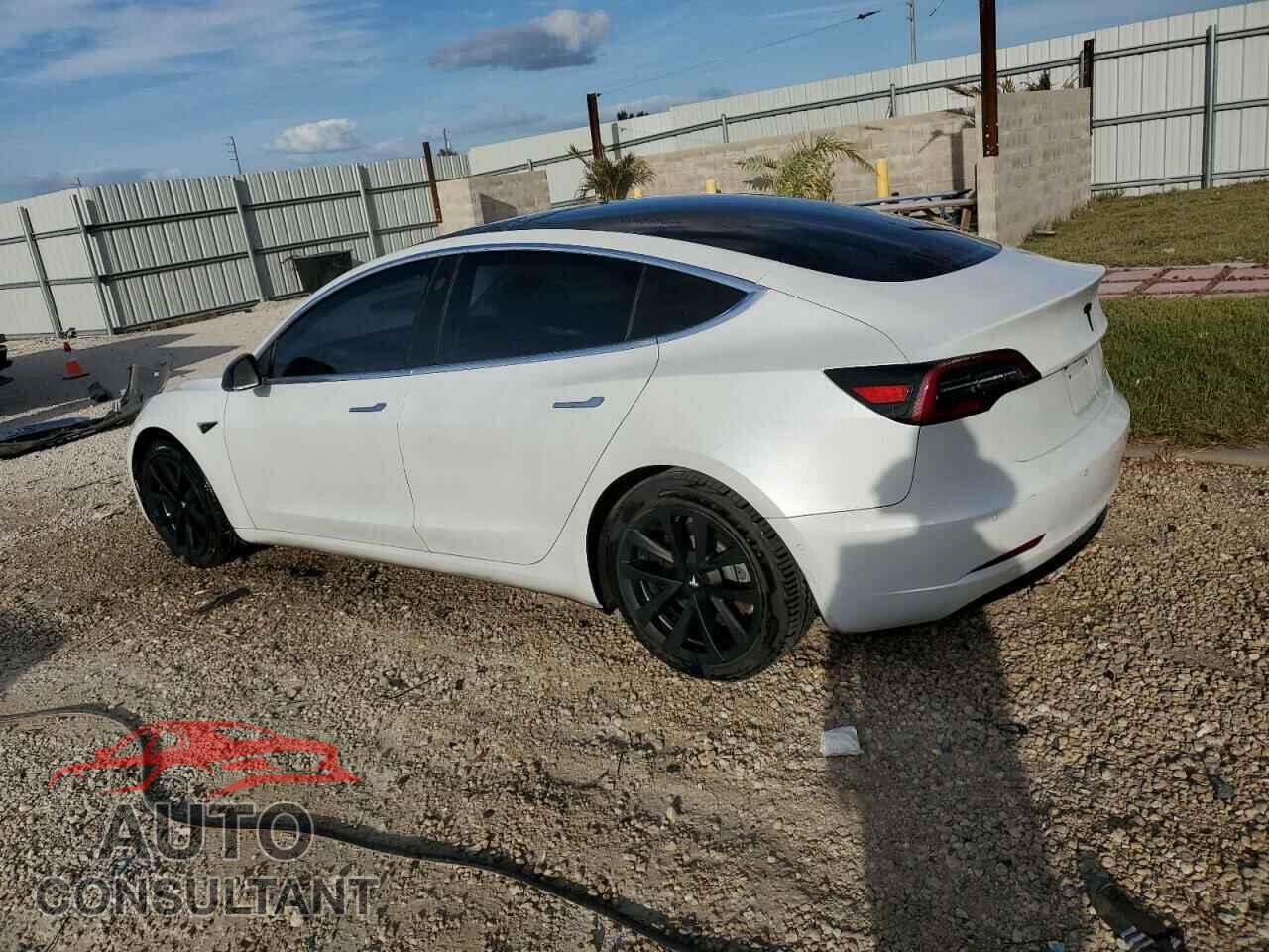 TESLA MODEL 3 2020 - 5YJ3E1EA0LF737601