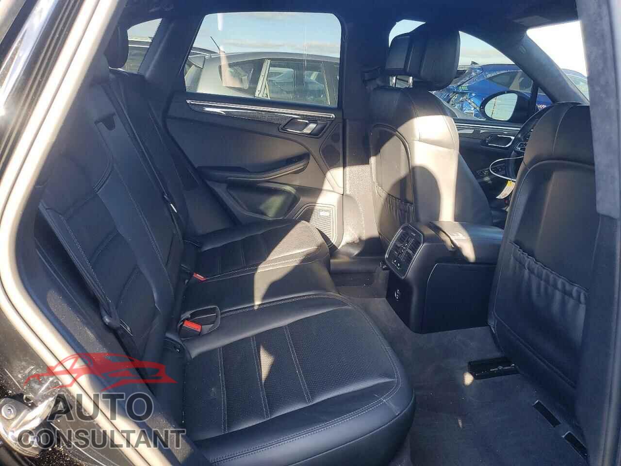 PORSCHE MACAN 2021 - WP1AF2A50MLB60441