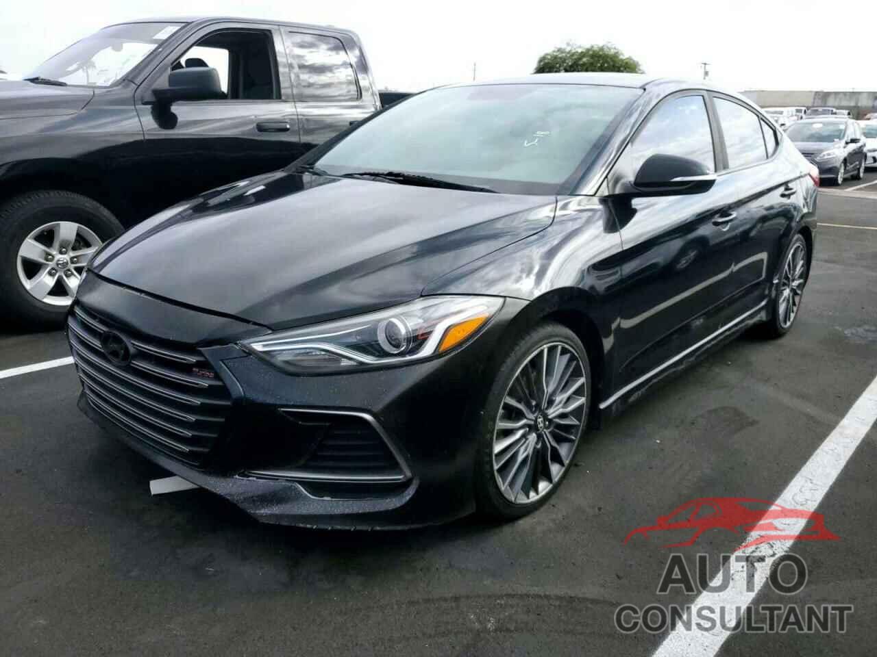 HYUNDAI ELANTRA 2018 - KMHD04LB7JU721959