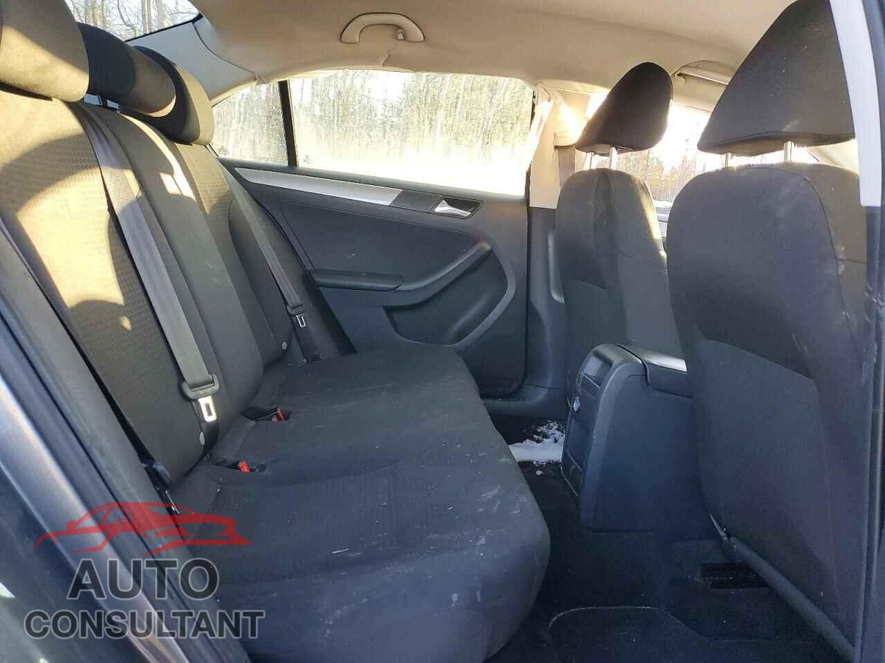 VOLKSWAGEN JETTA 2015 - 3VW2K7AJ9FM417798