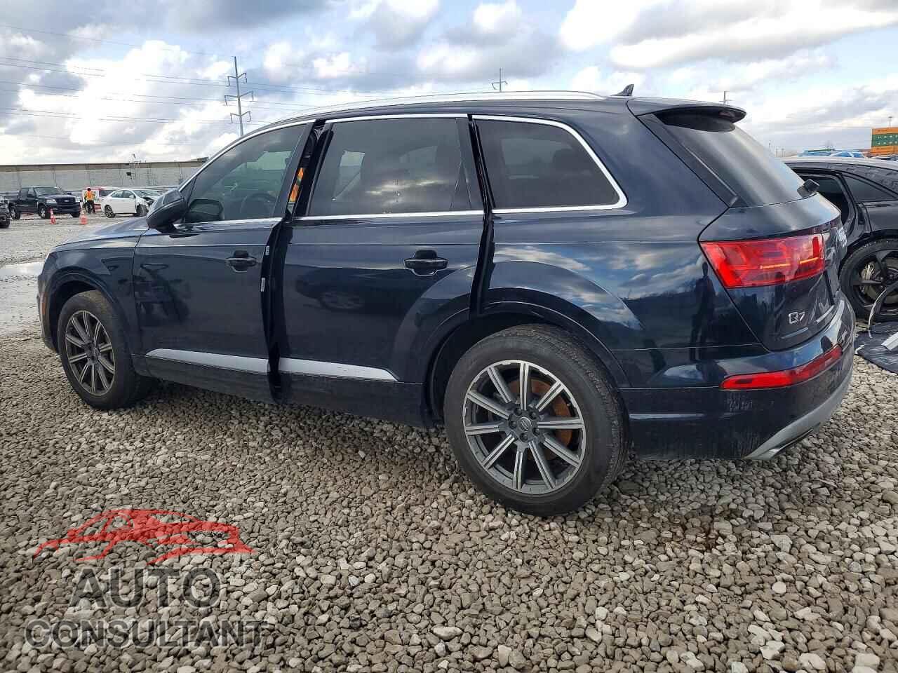 AUDI Q7 2018 - WA1LAAF74JD001371