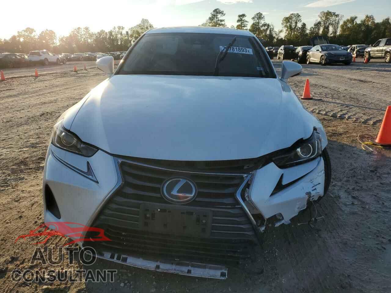 LEXUS IS 2017 - JTHBA1D27H5045523