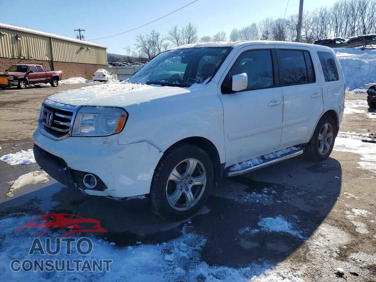 HONDA PILOT 2015 - 5FNYF4H74FB071934
