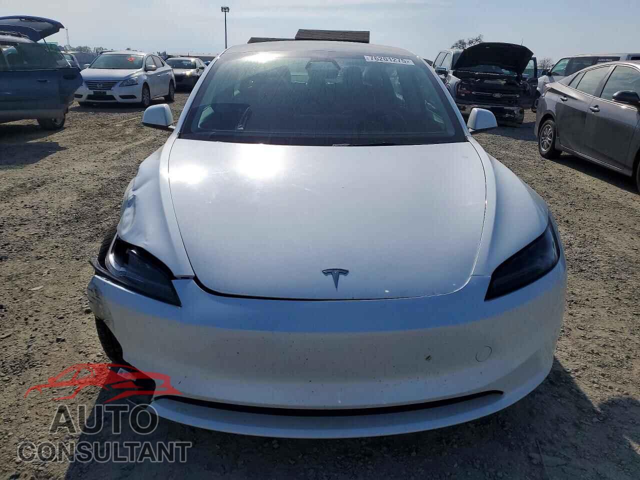 TESLA MODEL 3 2024 - 5YJ3E1EA2RF834064