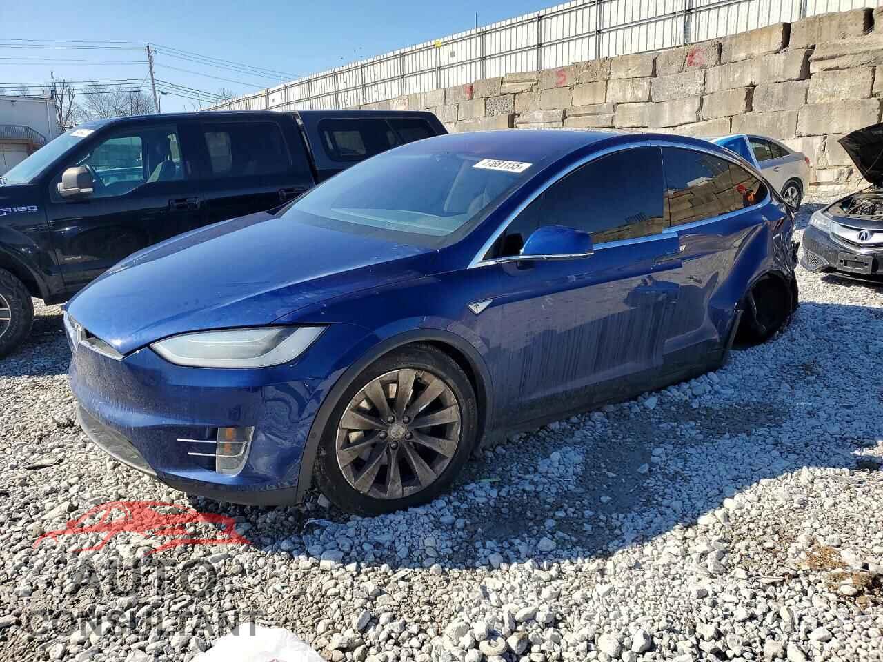 TESLA MODEL X 2016 - 5YJXCAE20GF006088
