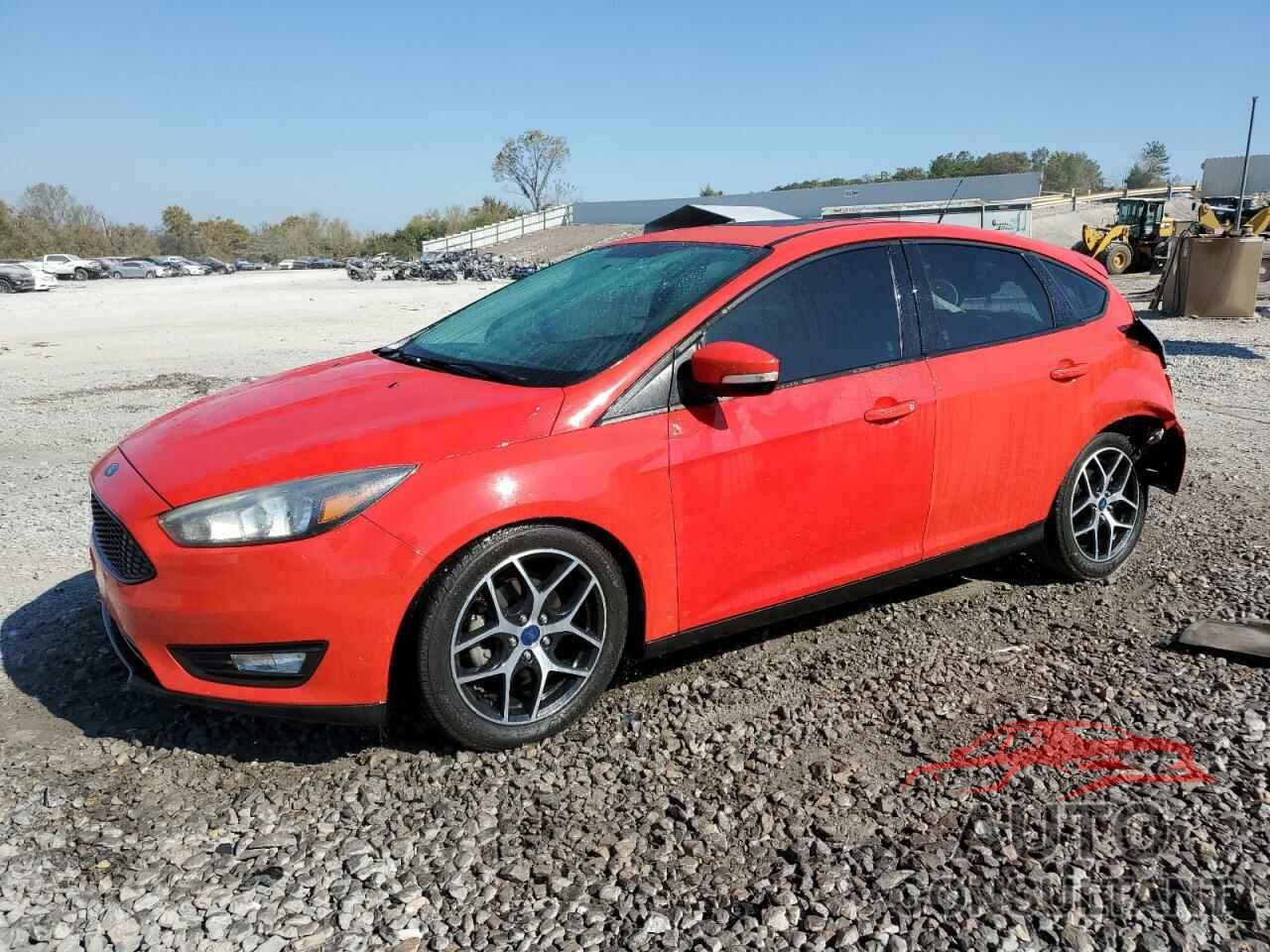 FORD FOCUS 2017 - 1FADP3M29HL281547