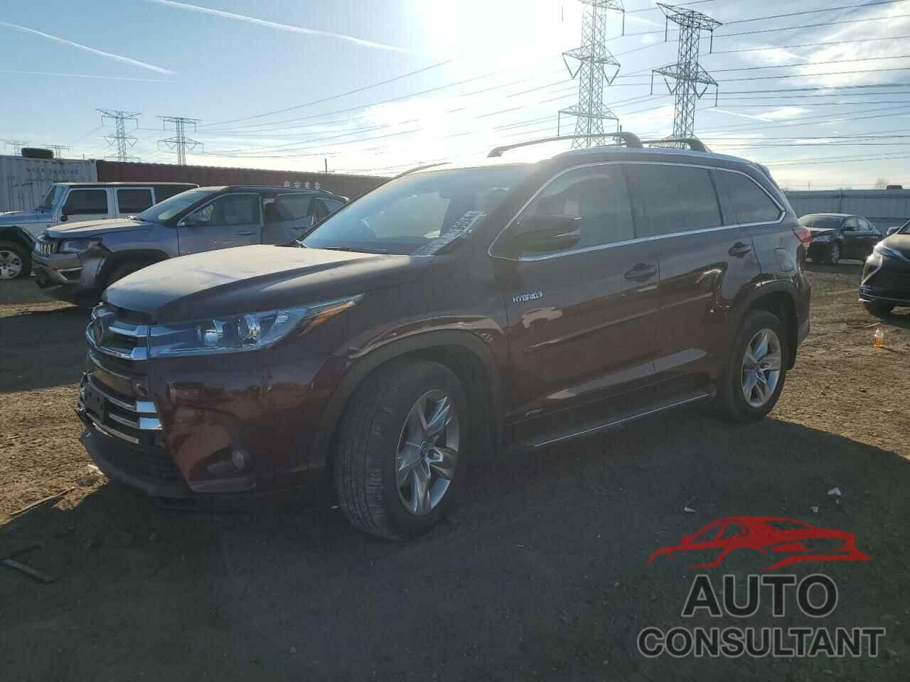 TOYOTA HIGHLANDER 2018 - 5TDDGRFH7JS037401