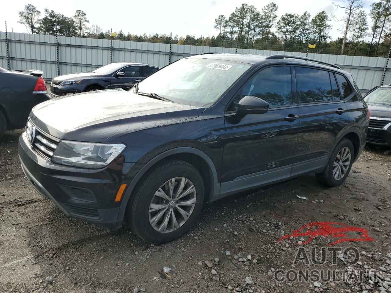 VOLKSWAGEN TIGUAN 2018 - 3VV1B7AX7JM088306