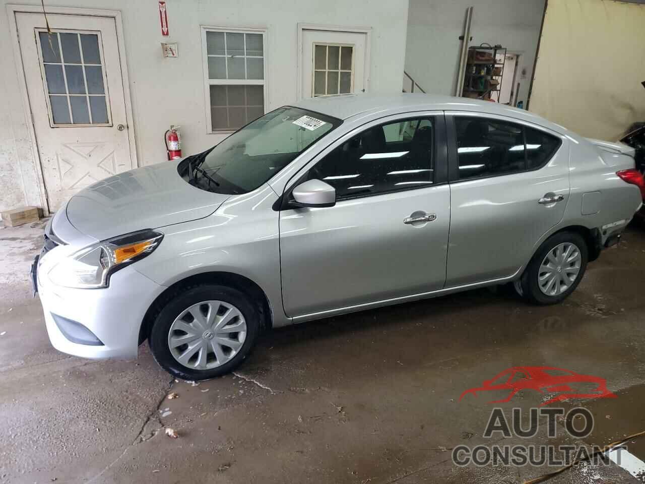 NISSAN VERSA 2019 - 3N1CN7AP7KL853040