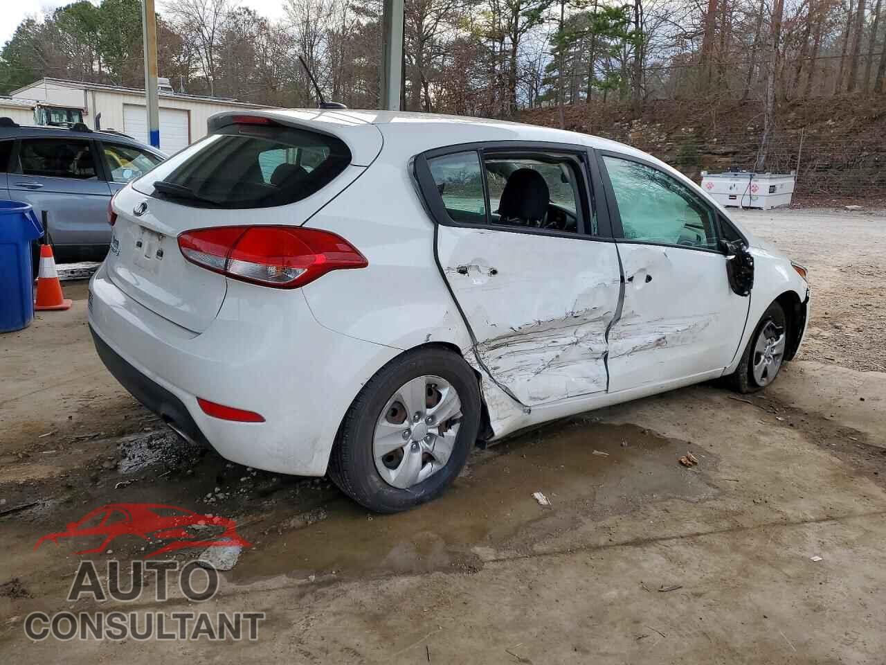 KIA FORTE 2017 - KNAFK5A82H5725522