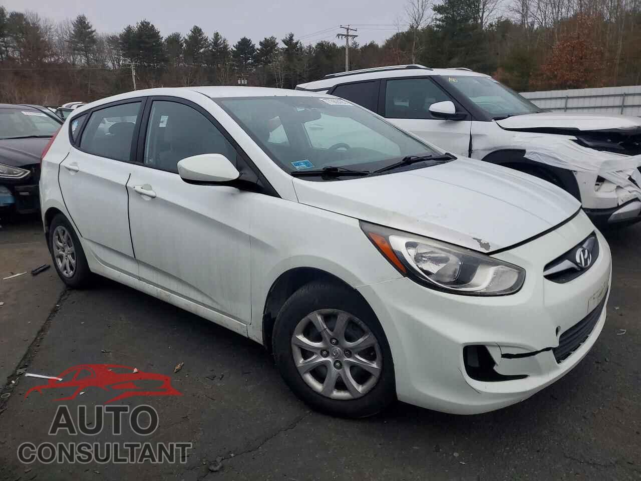 HYUNDAI ACCENT 2013 - KMHCT5AE7DU087742