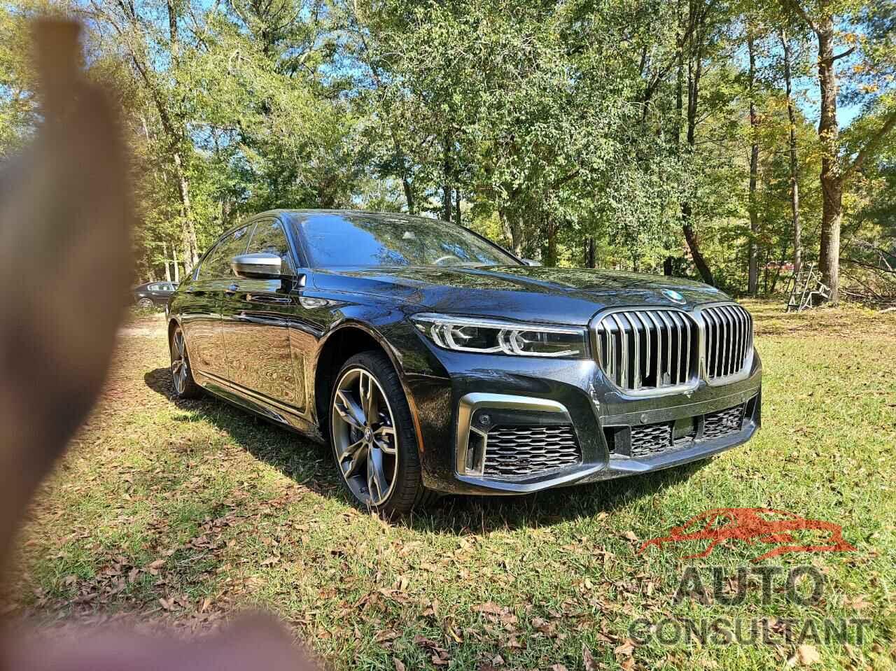 BMW M7 2022 - WBA7U6C01NCK64090