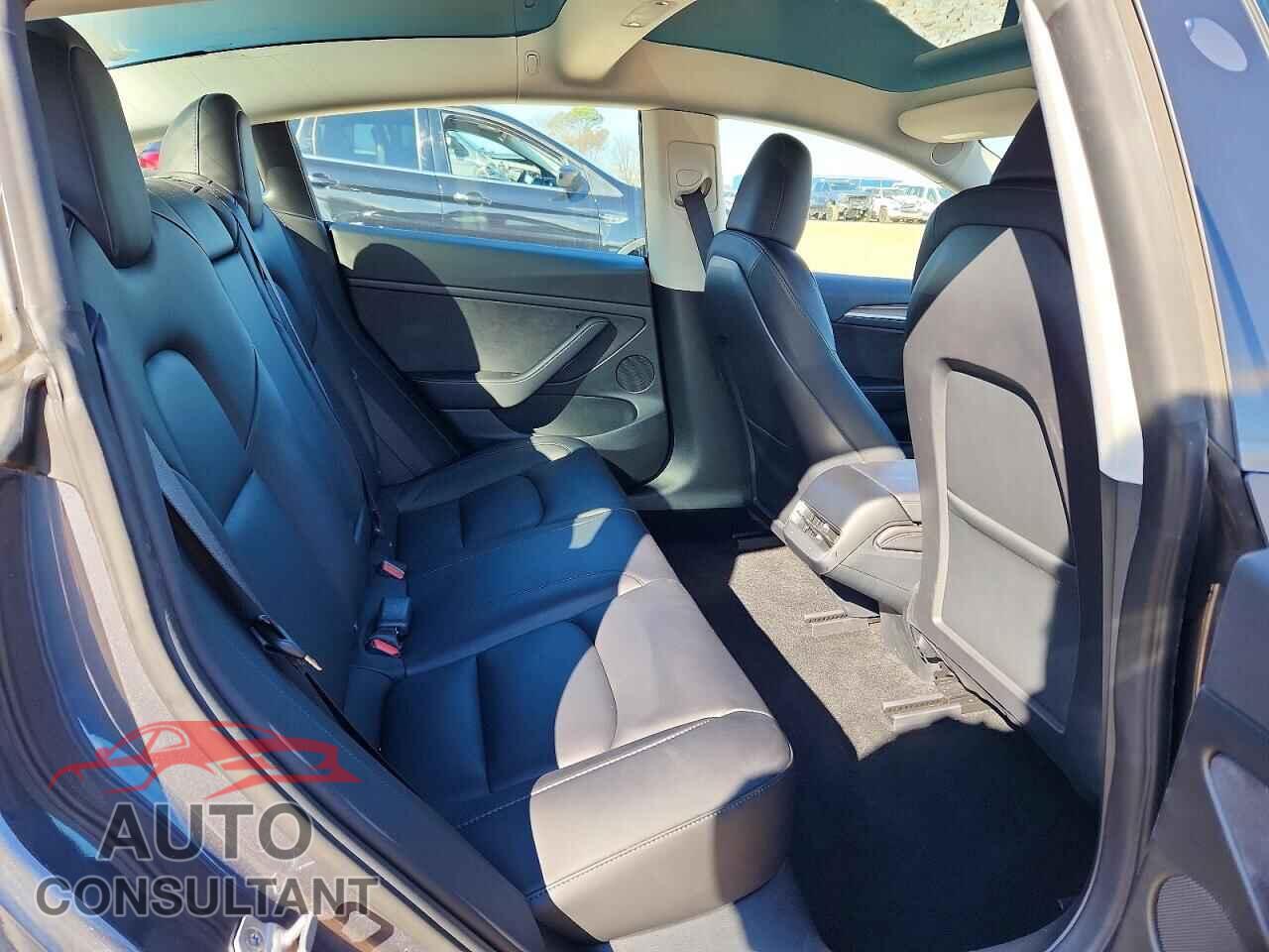 TESLA MODEL 3 2023 - 5YJ3E1EA2PF674314