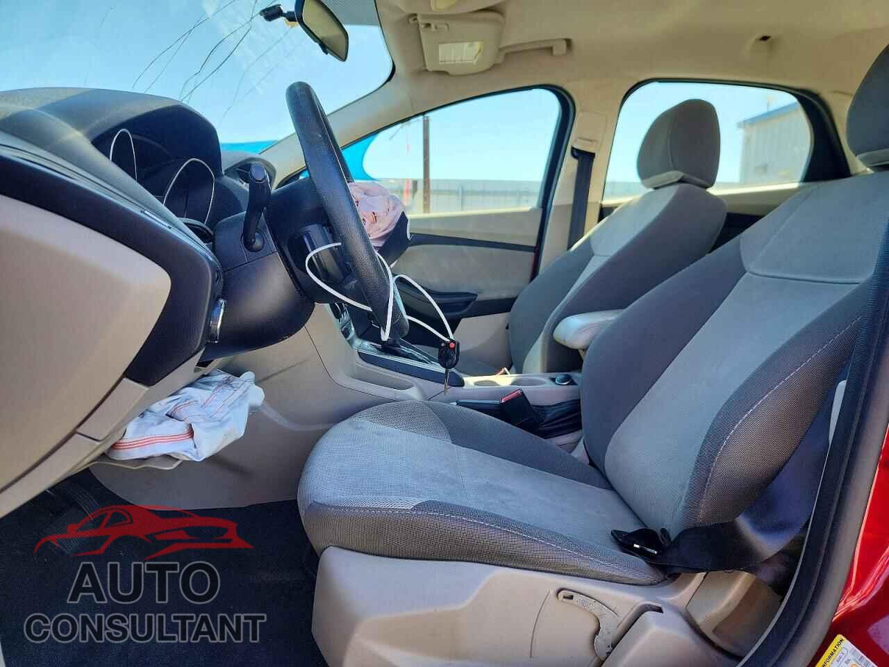 FORD FOCUS 2013 - 1FADP3F25DL376579